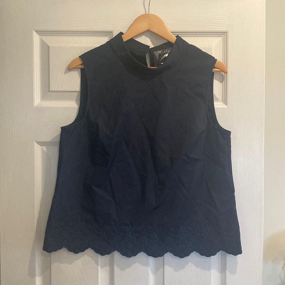 Brooks Brothers navy sleeveless blouse size 12